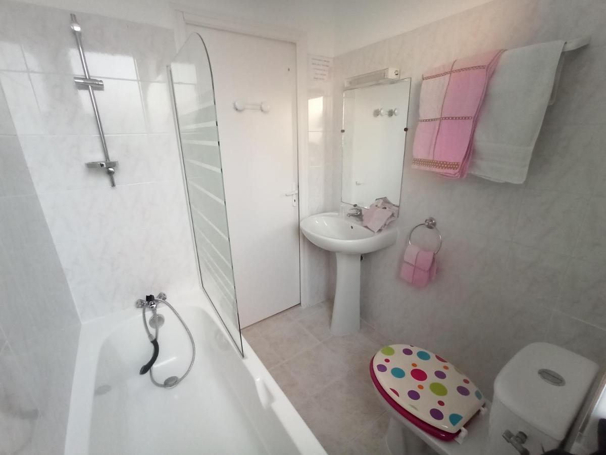 Le Run Ar Mor 22 Bed and Breakfast Locquémeau Exteriör bild
